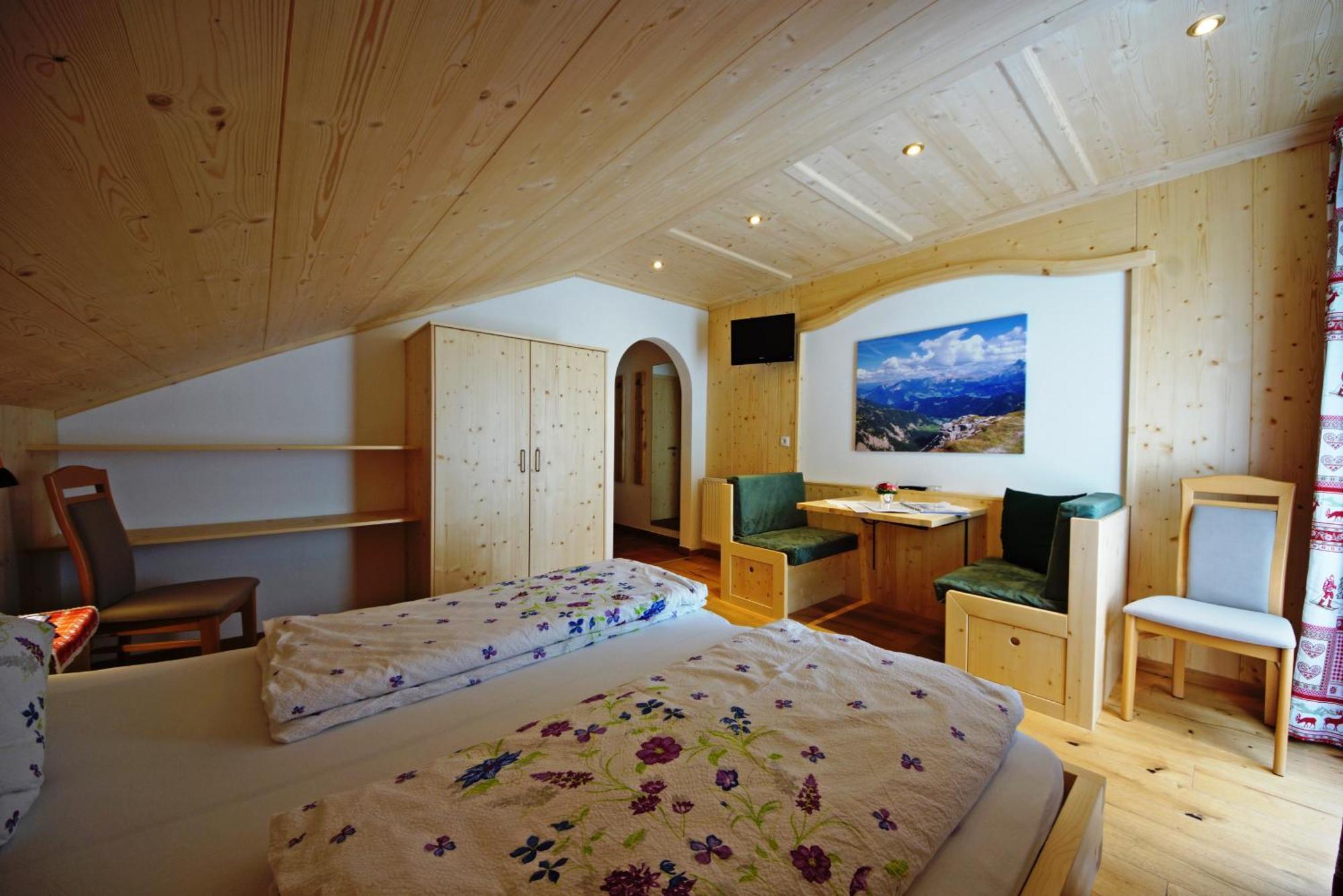 Agriturismo Luech De Vanc San Martino in Badia Esterno foto